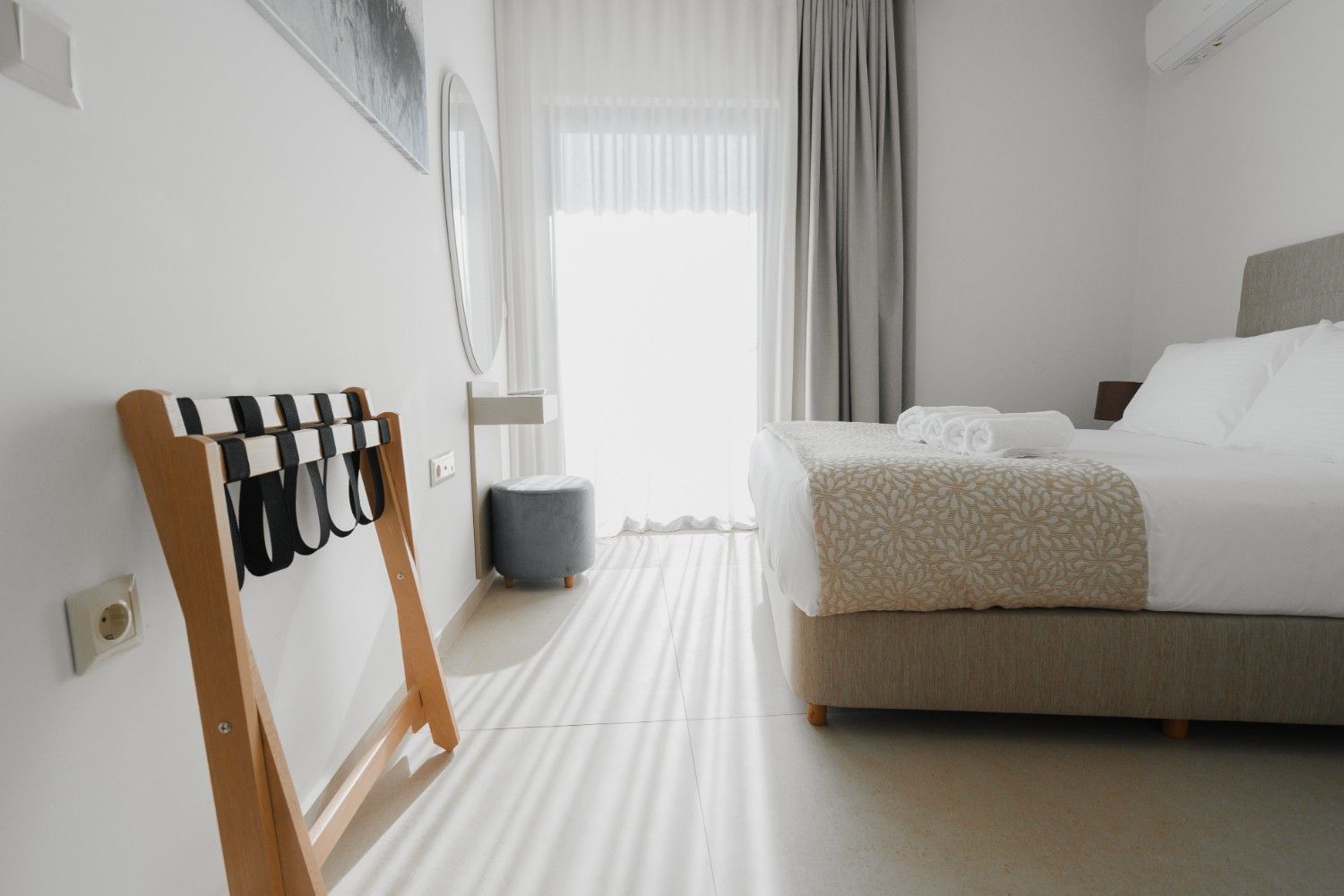 Μονόκλινο Διαμέρισμα με Βεράντα