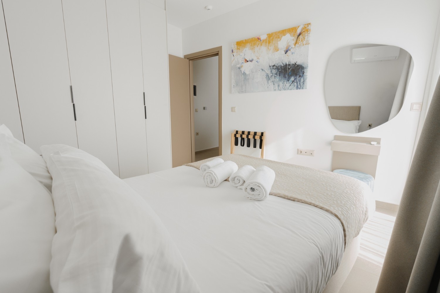 Μονόκλινο Διαμέρισμα με Βεράντα