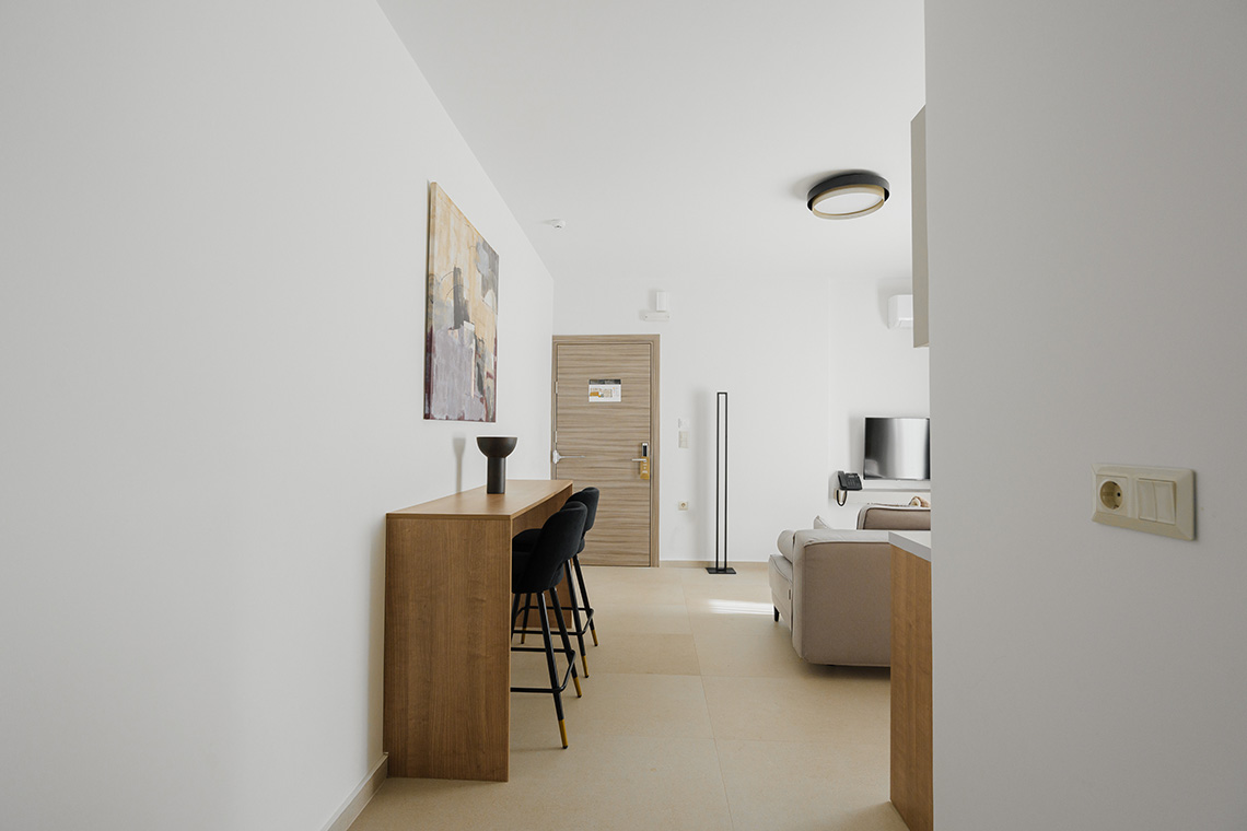 Μονόκλινο Διαμέρισμα με Βεράντα