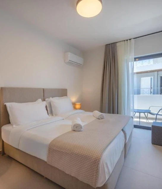Twin Beds Apartment with Terrace